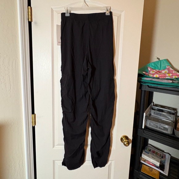 Dance Studio Slim-Fit High-Rise Flared Pant Size Medium NWT Color: Black - Picture 5 of 7